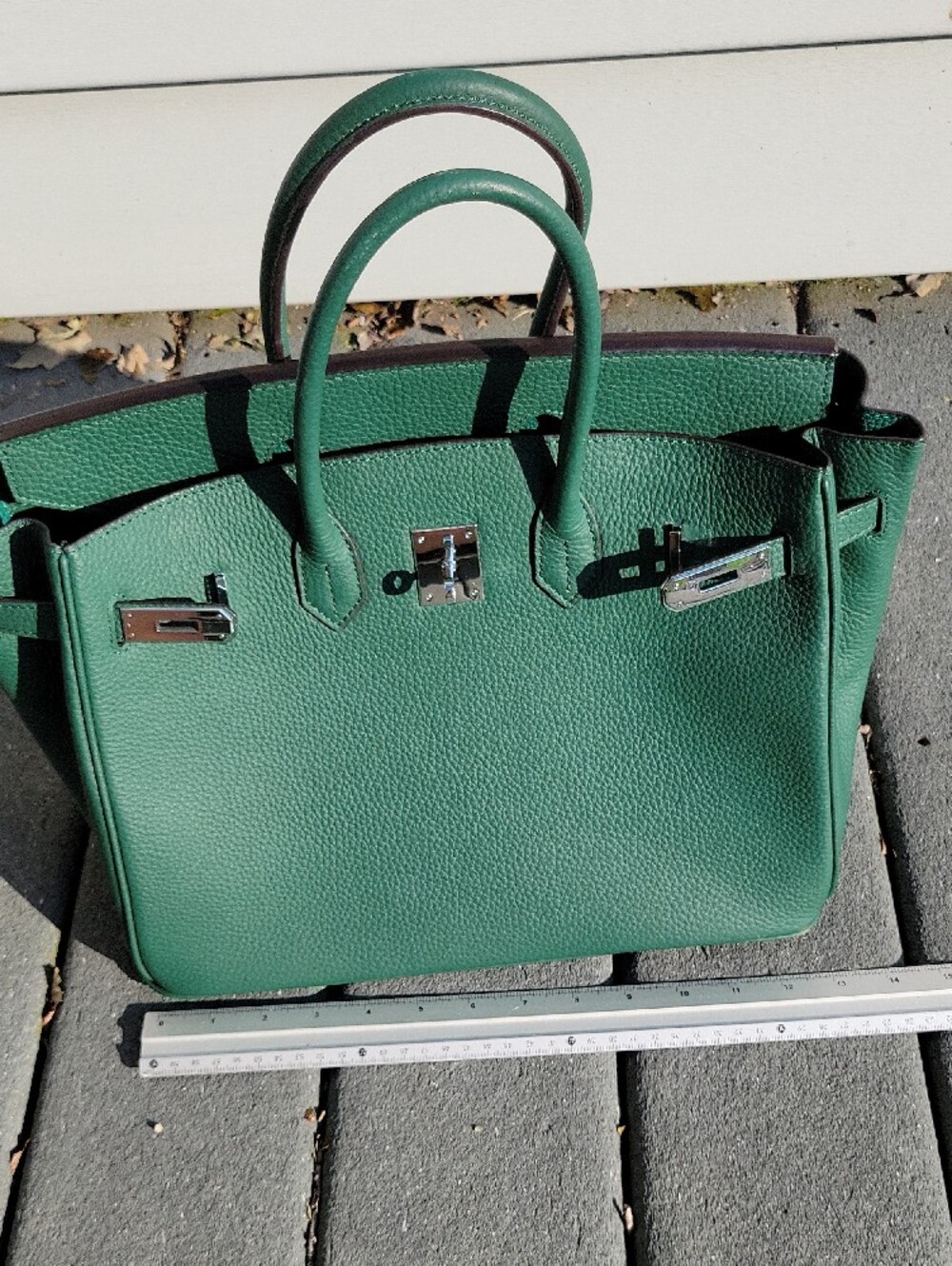 Green Structured Handbag - Picture 8 of 9